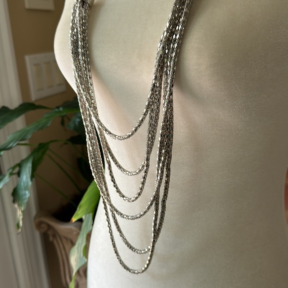 Drippin in silver fashion necklace Brand New 43” - Picture 4 of 6